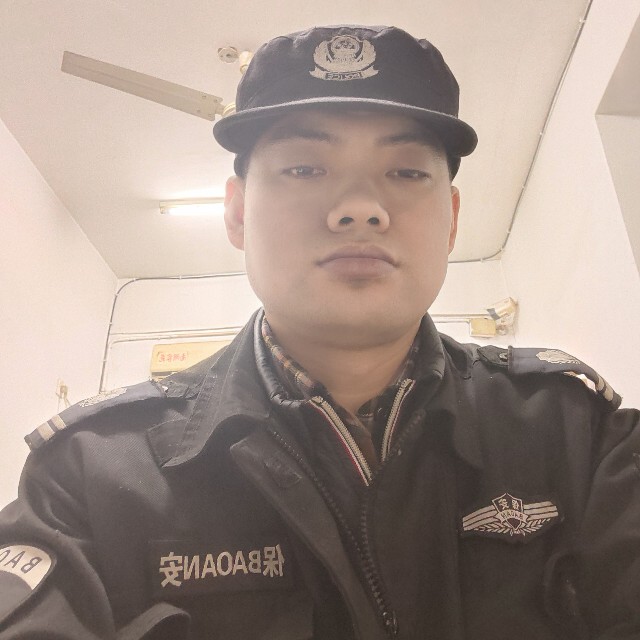 信封有眼睛大的照片