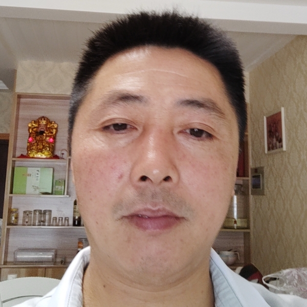 石头笑追寻的照片