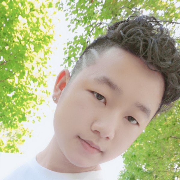 钟意雷。。的照片