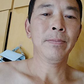 傅炳森的照片
