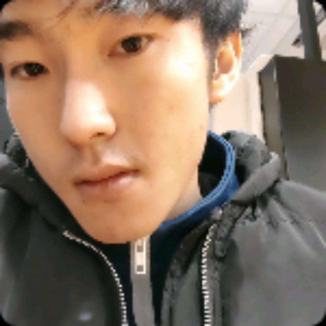 星月回首默默的照片