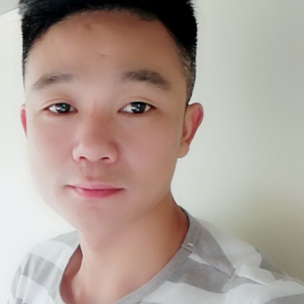 唯一的店员的照片
