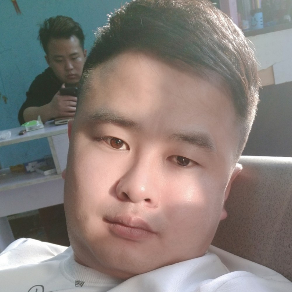 大树儒雅的照片