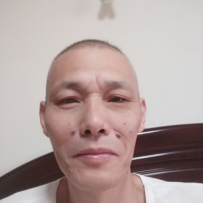 呆萌香烟的照片