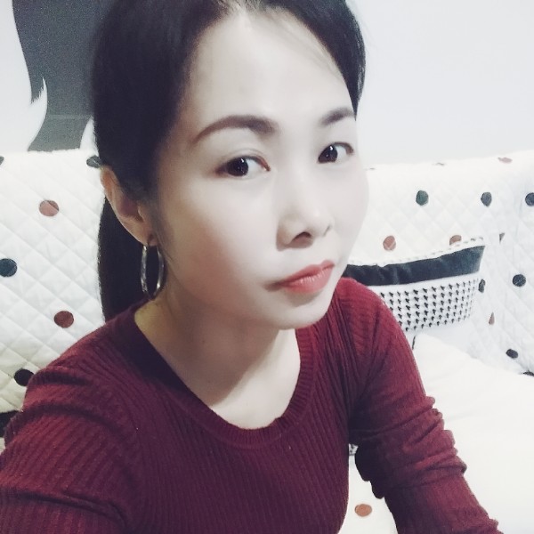 香烟漫步风中的照片