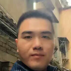 害羞断夏的照片