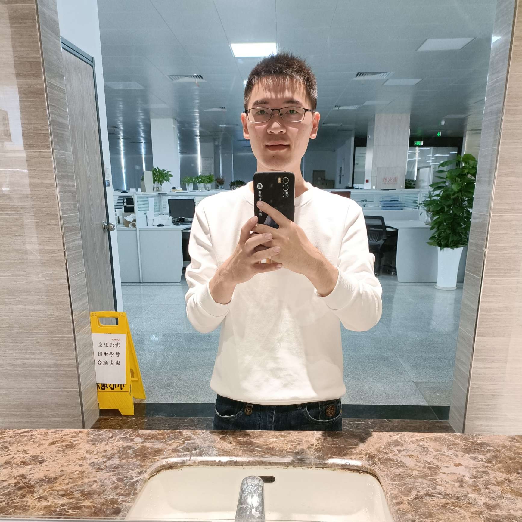 等风雨来的照片