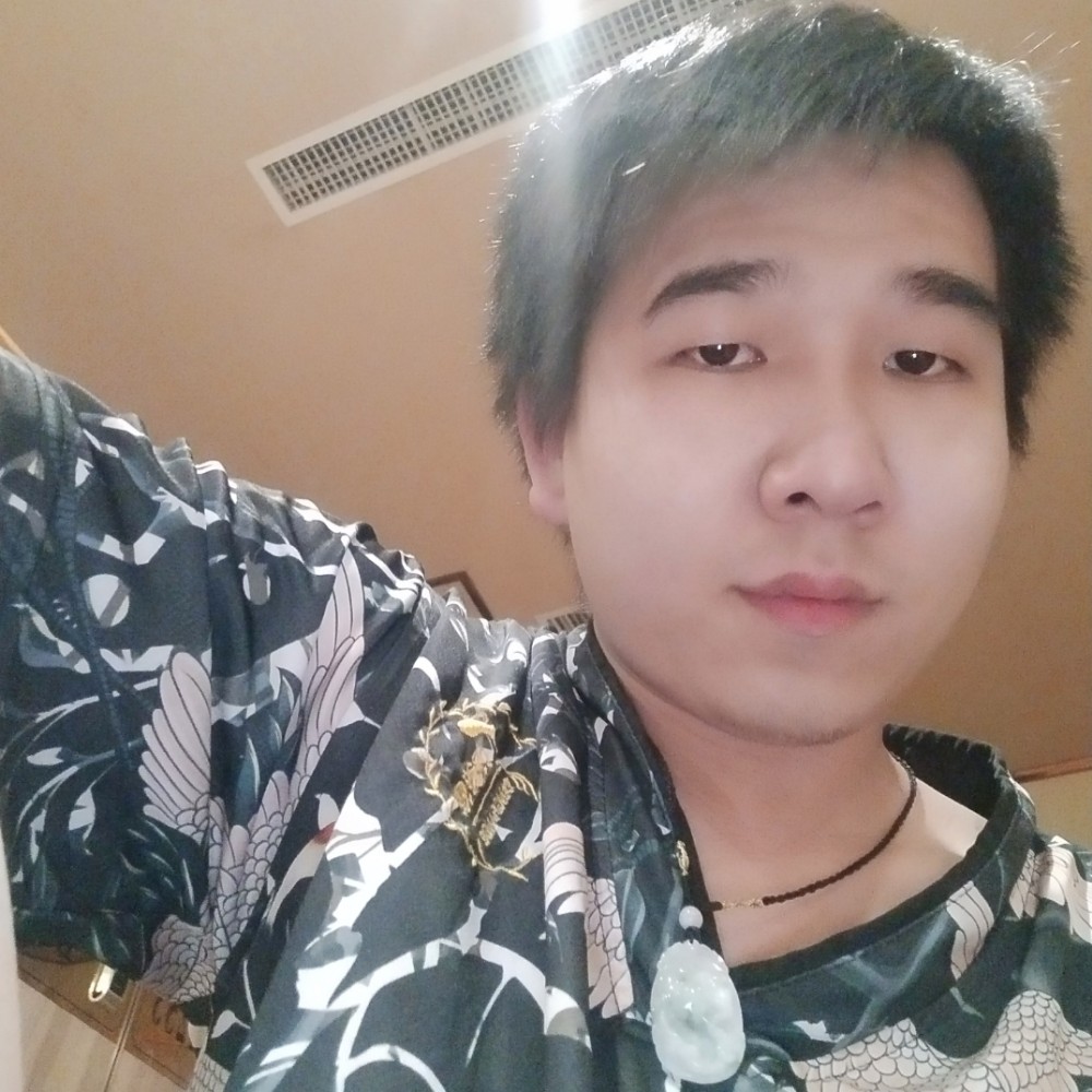 草莓請初夏的照片