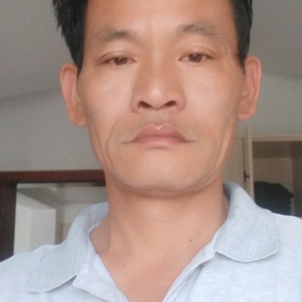 傲娇拾忆口红的照片