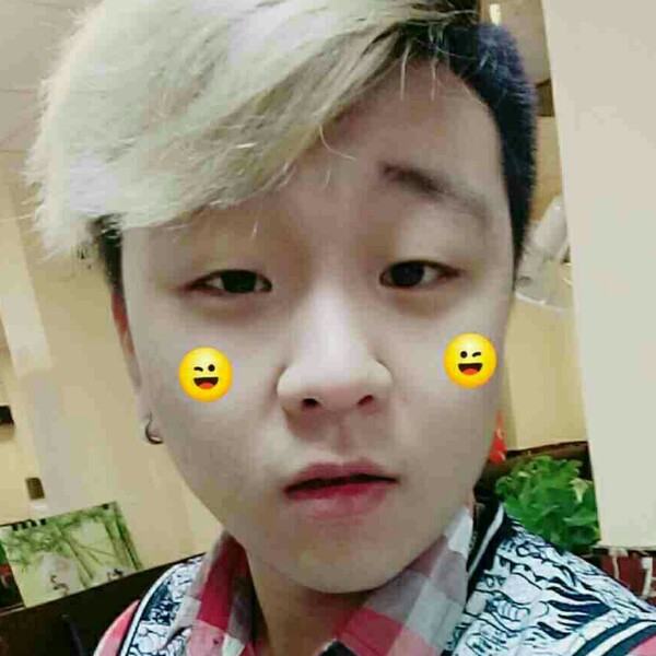 肖齐的照片