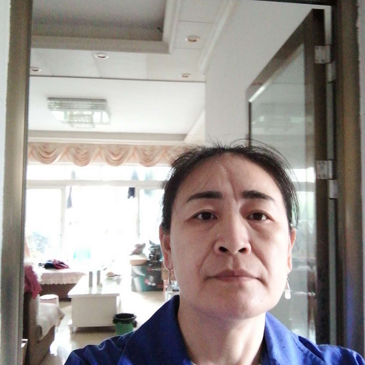 冷月就强健的照片