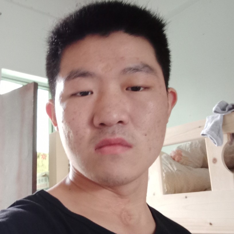彭俊松的照片