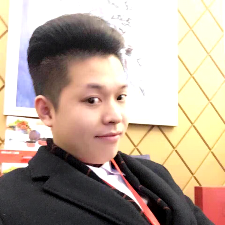 天使小吴的照片