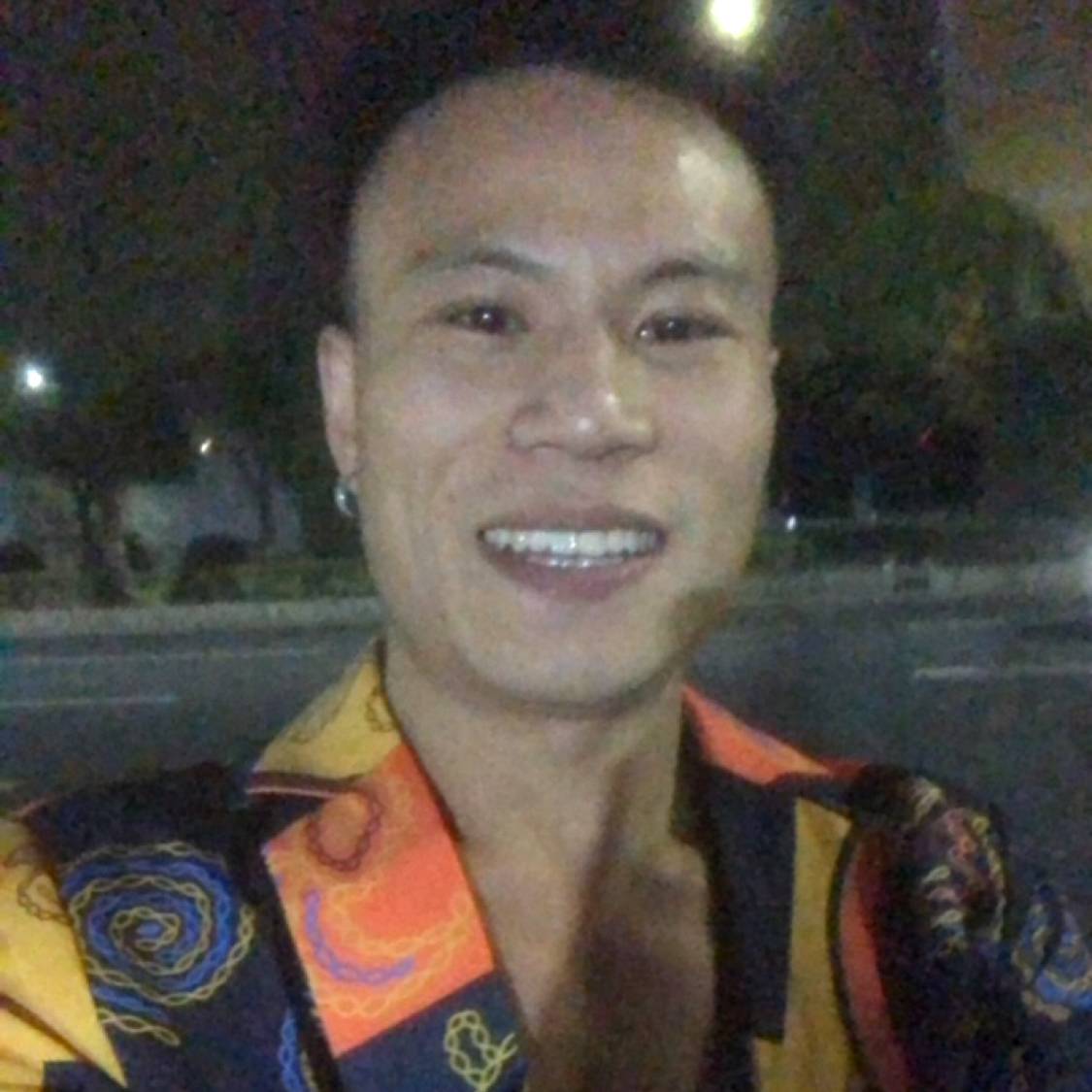 大胆浅吻天寂的照片