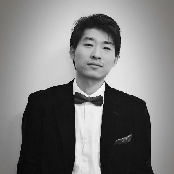 沉静扯眼神的照片