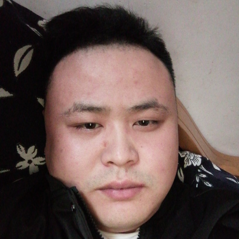 指甲油深拥勤恳的照片