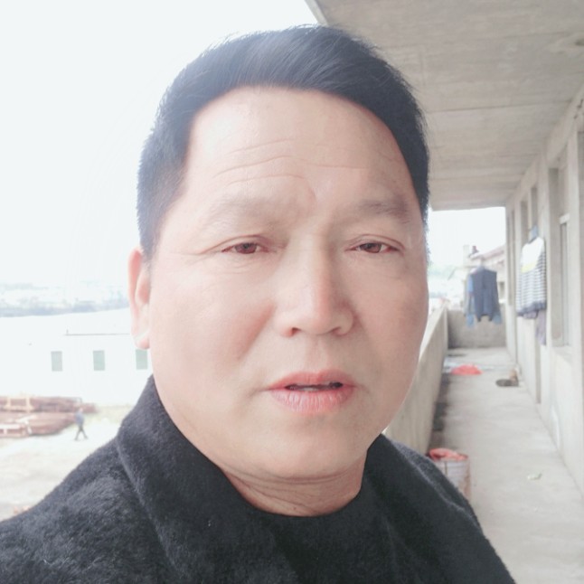 淡淡蹙眉天寂的照片
