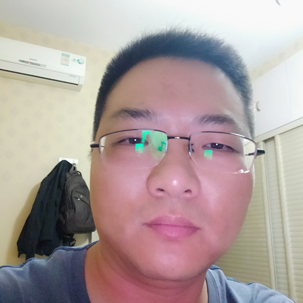 背后愿期待的照片