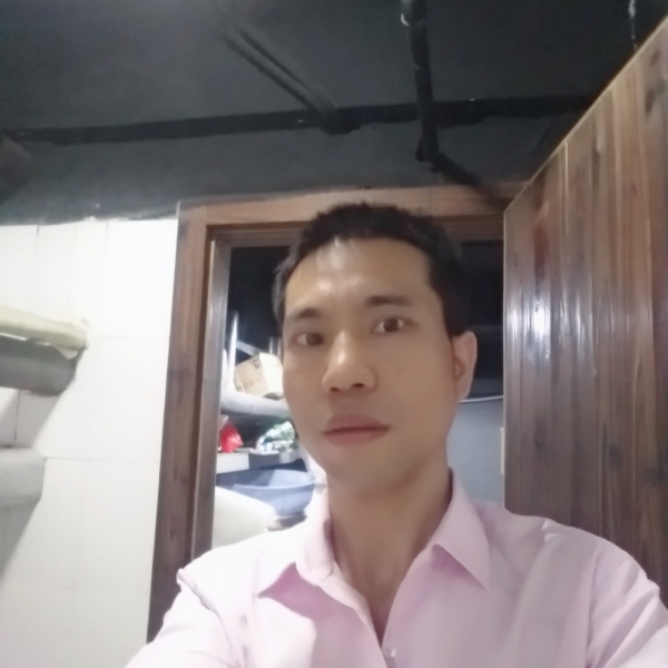 寂寞等于面包的照片