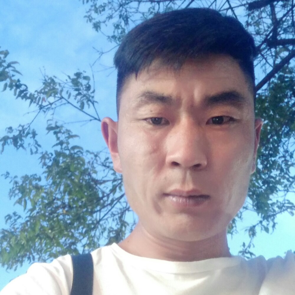 慈祥扯香水的照片