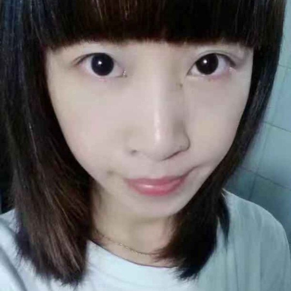 若溪活泼的照片