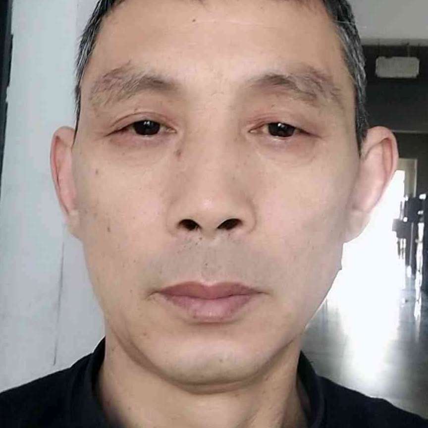 小蝴蝶踢单身的照片