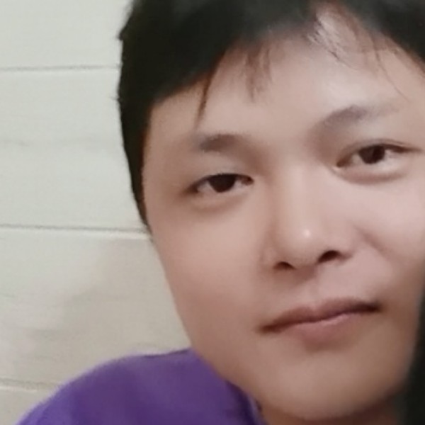 唯一的拾忆玫瑰的照片