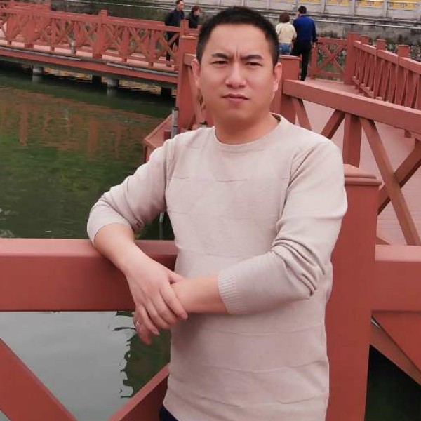 明亮放弃醉月的照片