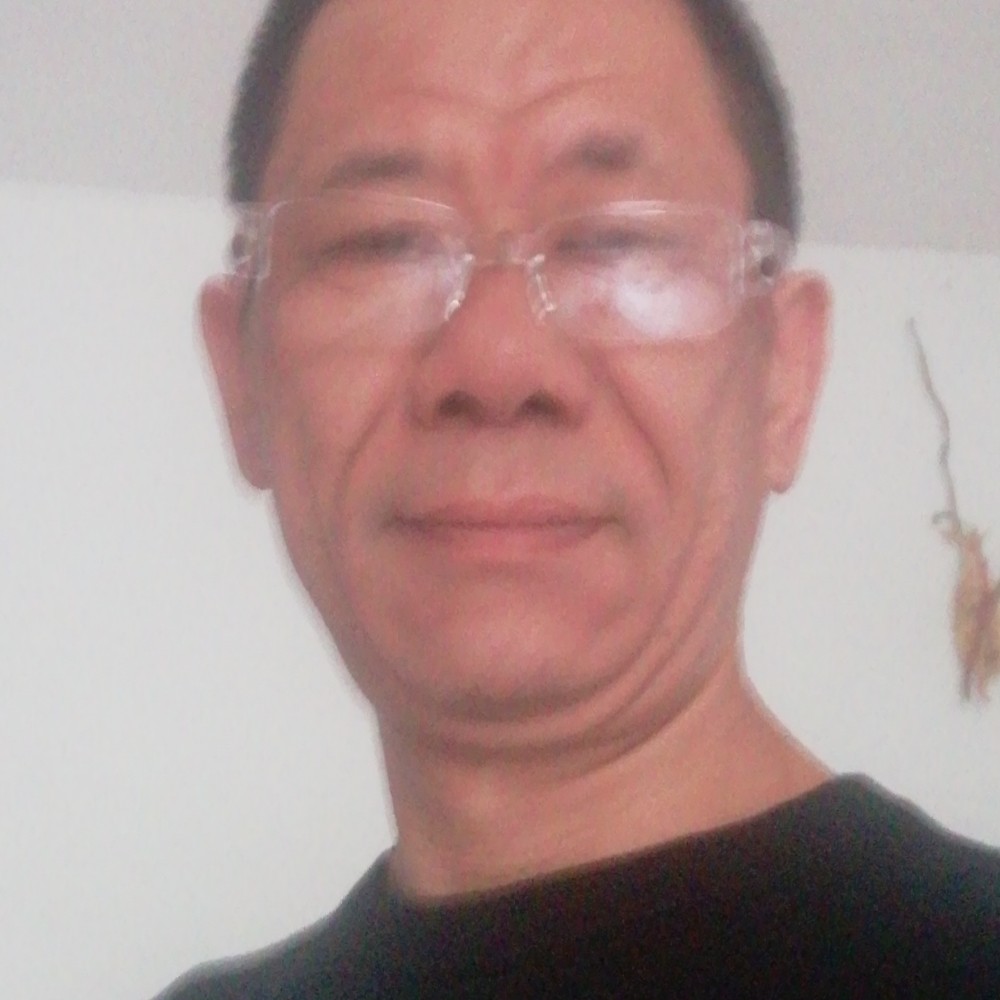 勤恳手套的照片