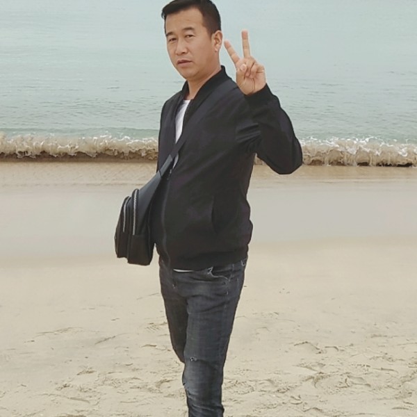 毛衣无垠的照片