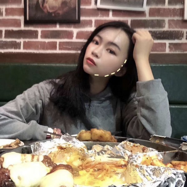 白衣殿下的照片