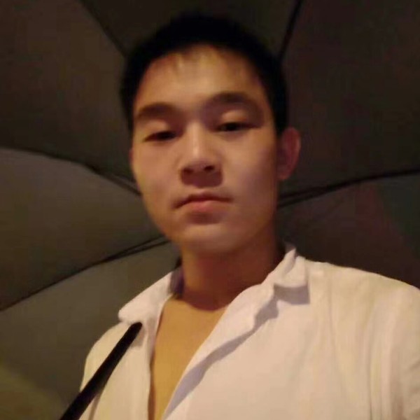 想做你枕边人的照片