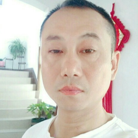 酷酷的冷月的照片