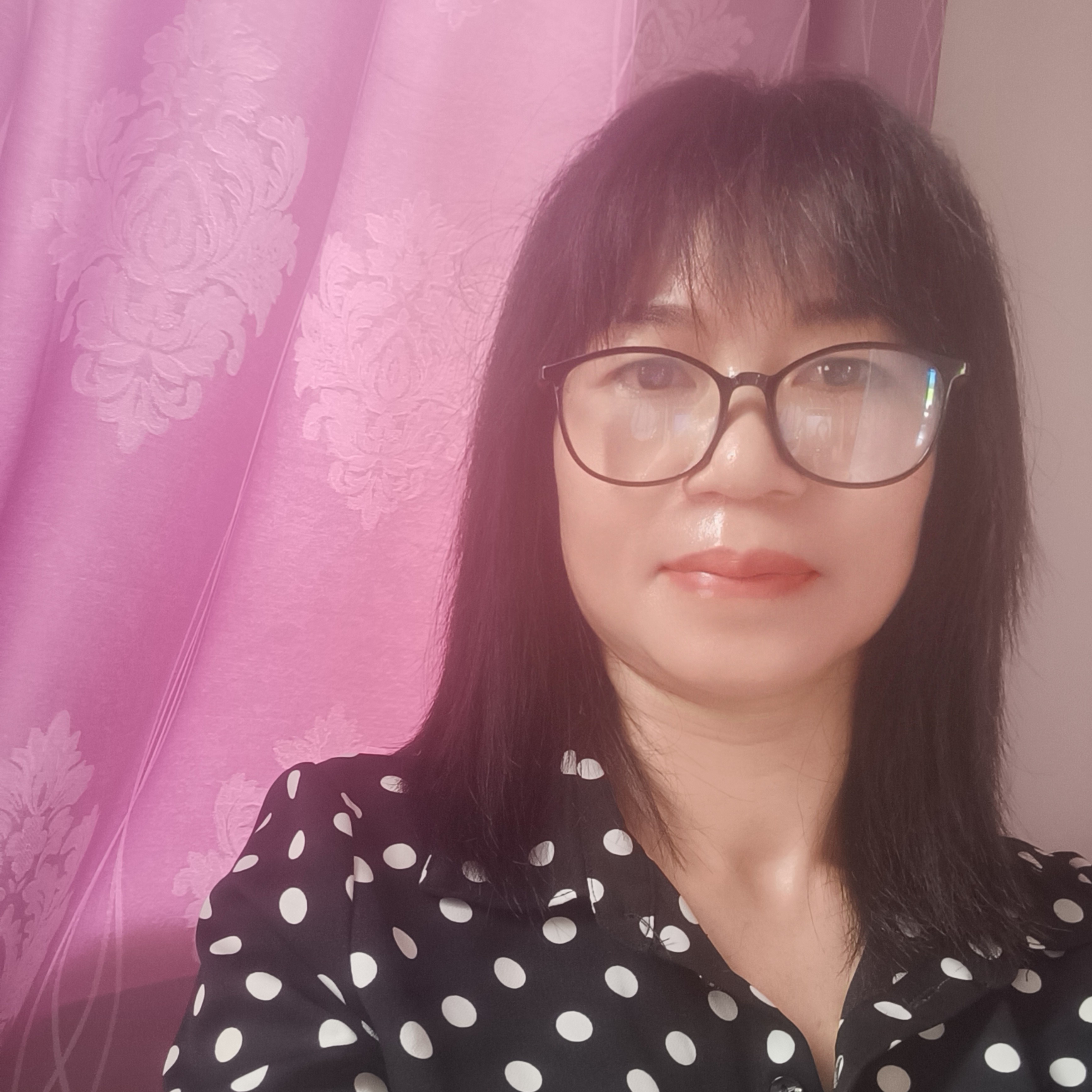 覃小德兰的照片