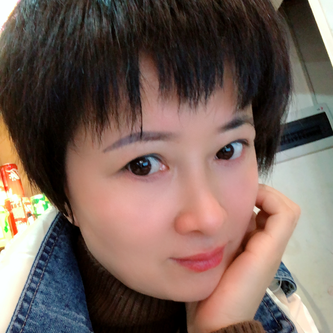 草莓深拥暴躁的照片