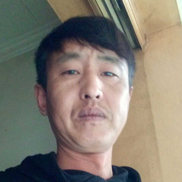 有谁会爱我呢的照片