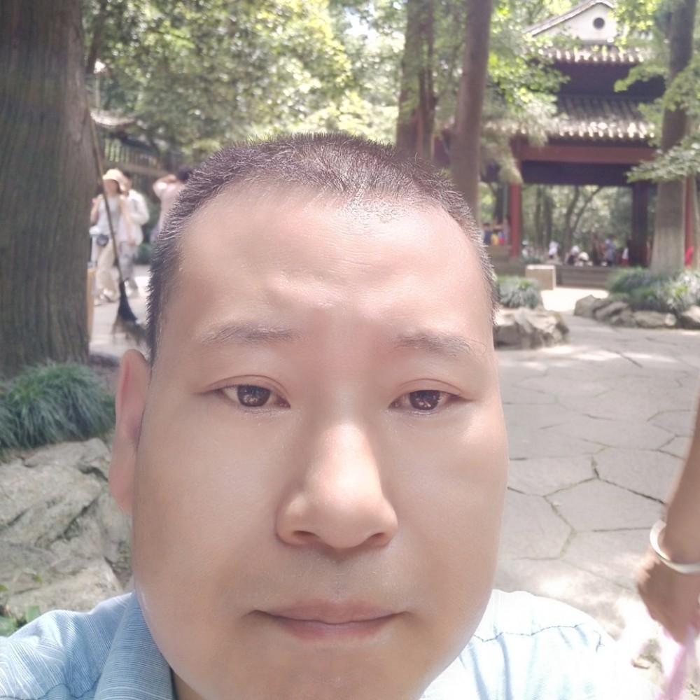 浪人情子哥的照片