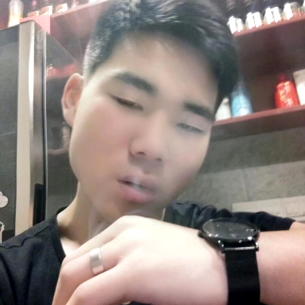 恶魔的照片