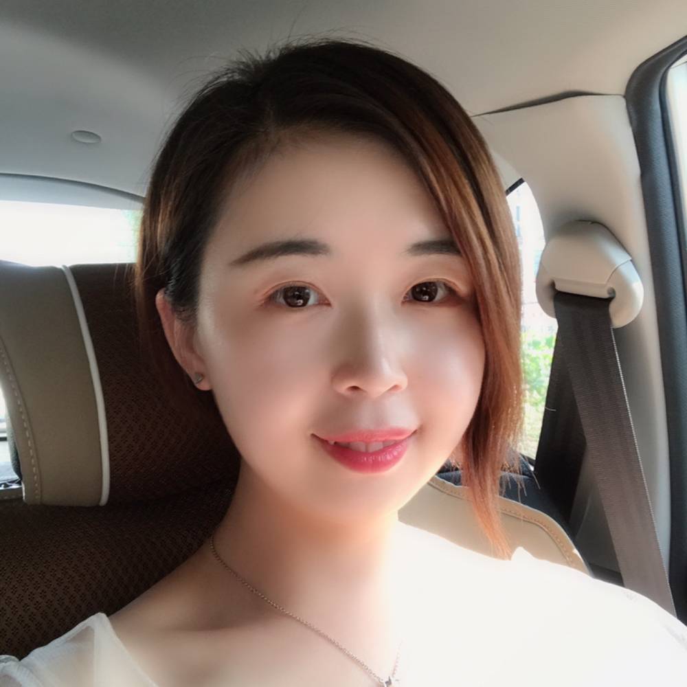 夏绚的照片