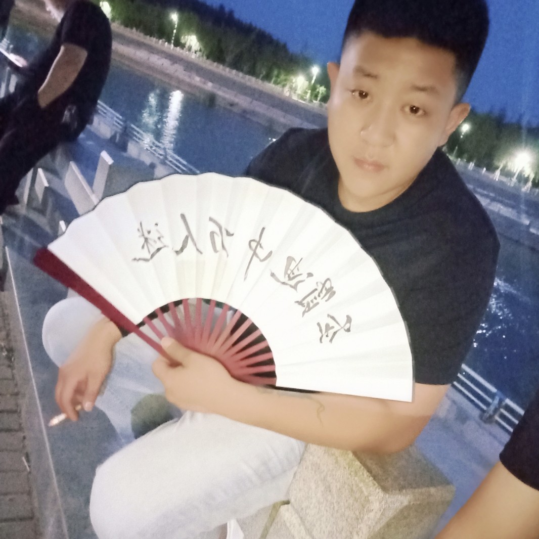 碧蓝扯棒棒糖的照片