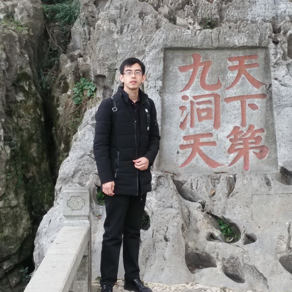 晨阳等于还单身的照片