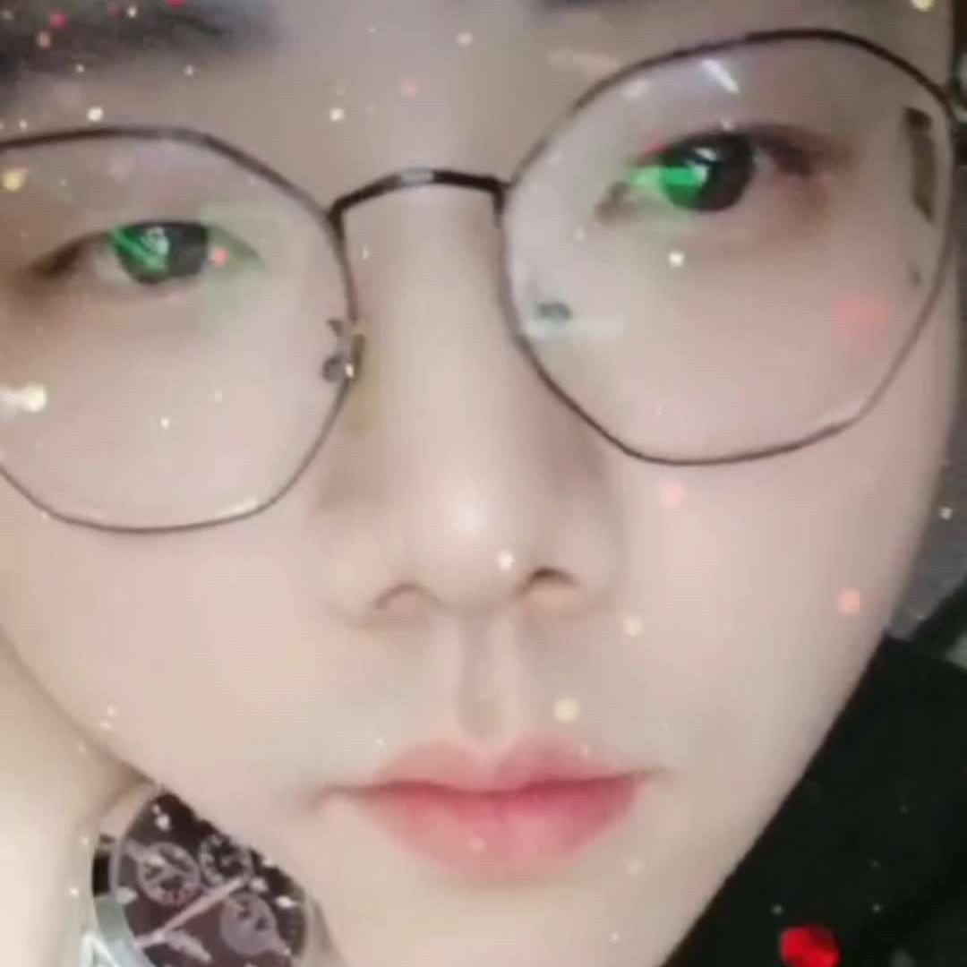 小乐同学的照片