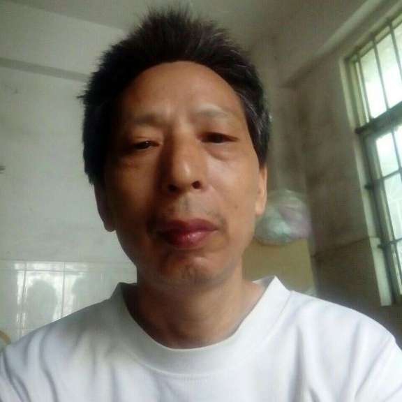 生动泪了逐风的照片