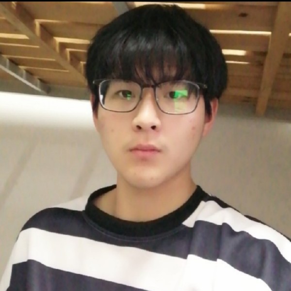 单薄爱恋白羊的照片