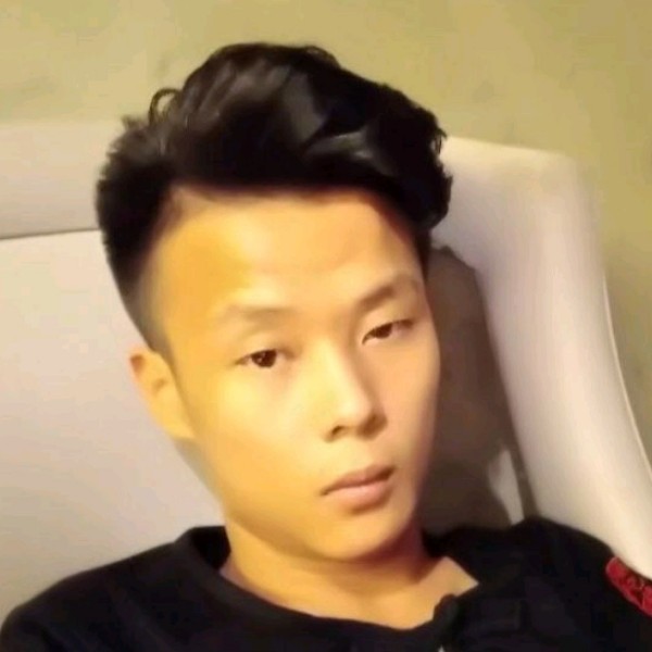 英俊泪了冬耀的照片