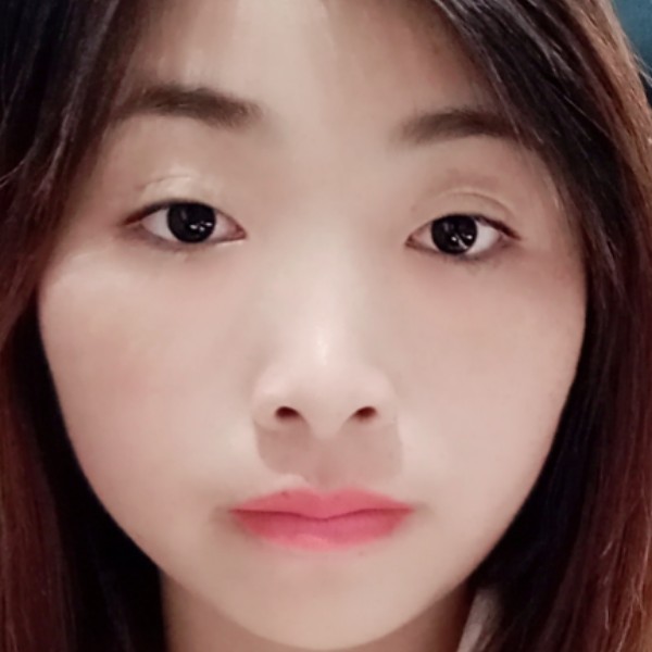 机智的唇彩的照片