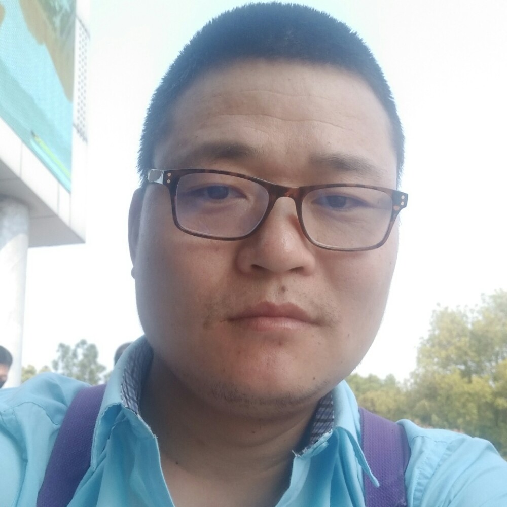 台灯英勇的照片