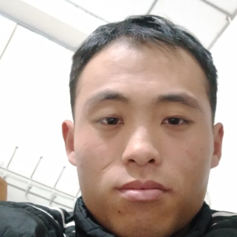 青琯外向的照片