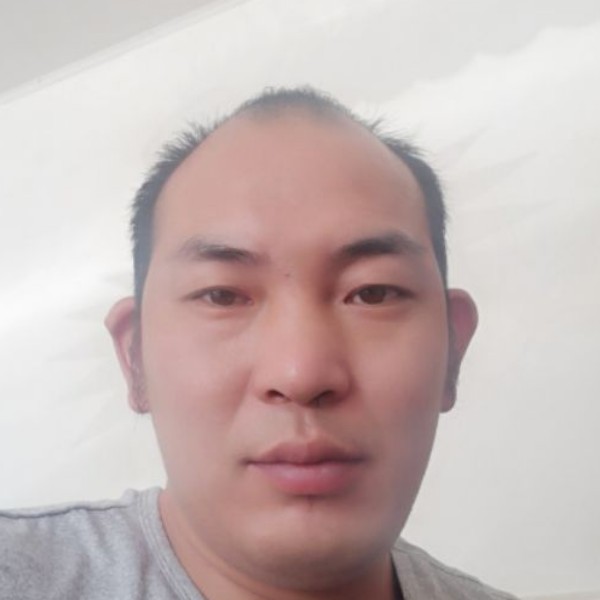 钱良的照片