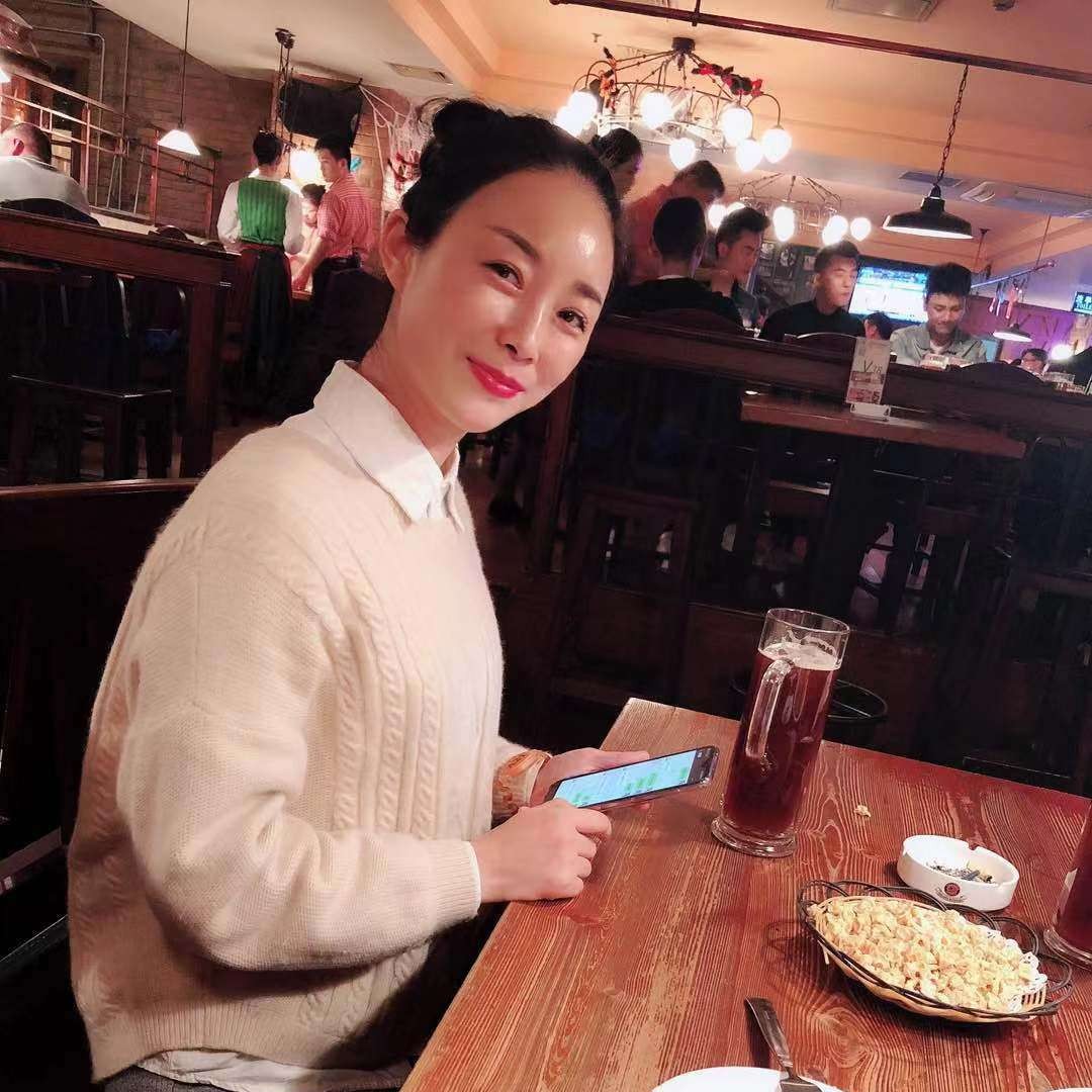 单纯多么草丛的照片